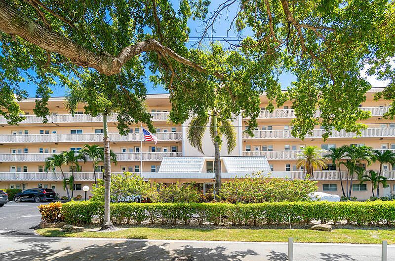 1st image of 750 NE Spanish River Blvd #4100