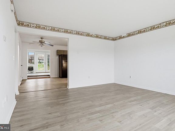4th image of 3104 Galaxy Rd