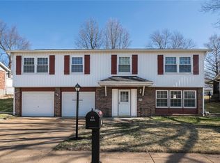 3869 Buckley Rd, Saint Louis, MO 63125
