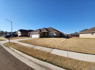 124 Shadow Ct SW, Huntsville, AL 35824