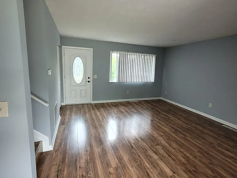 4502 Paxton Dr S — Photo 3