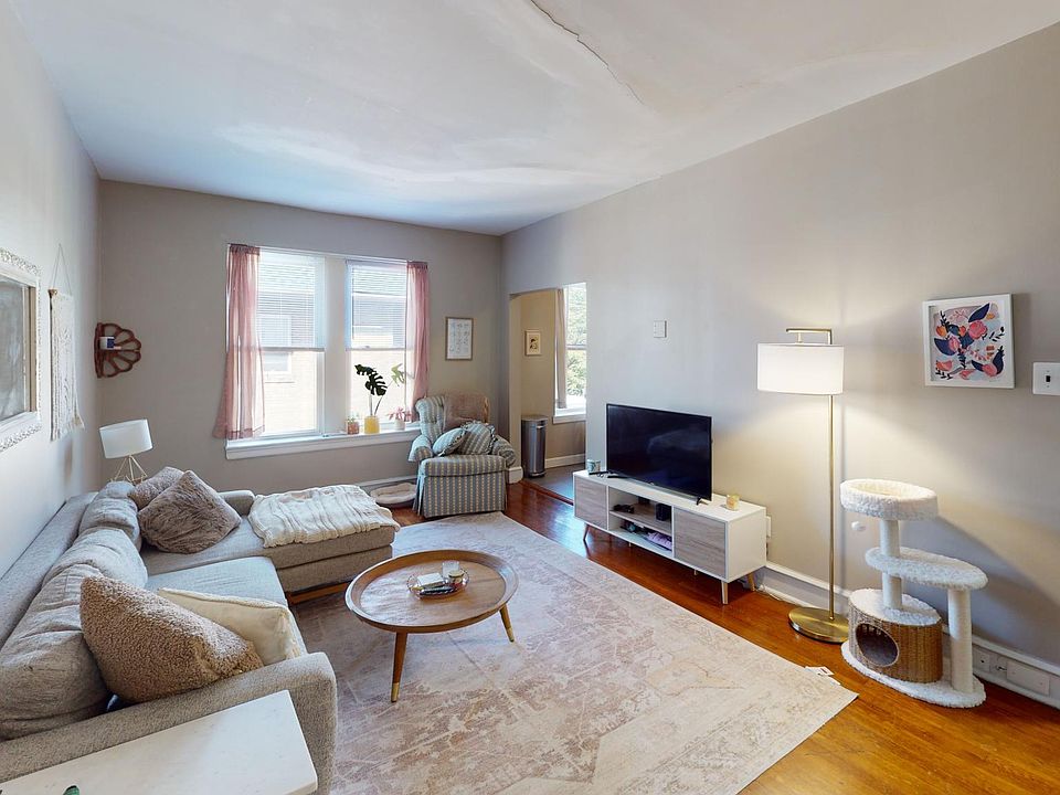 1st image of 500 S 47th St #206