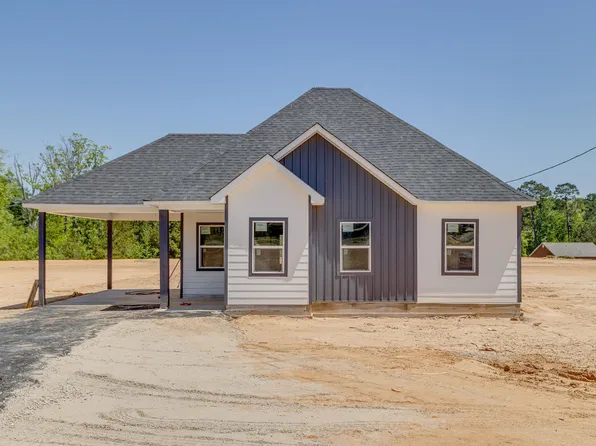 156 Chief Ln, Calhoun, LA 71225