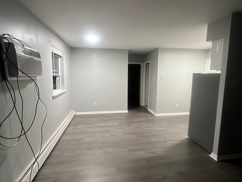 1st image of 111 W 2nd St
