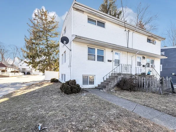 4 Edson Ter, Hyde Park, MA 02136