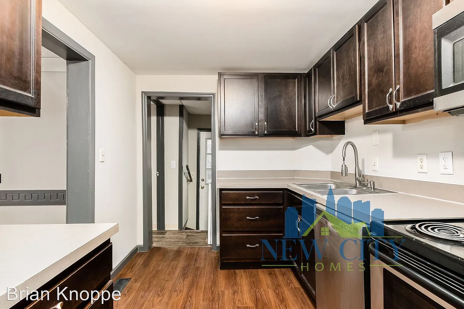 91 Brehl Ave photo 1