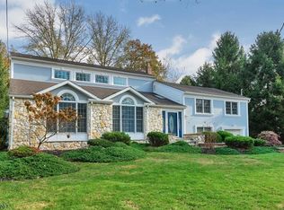 10 Northern Ave, Florham Park, NJ 07932