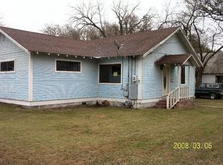 N Blanco St, Lockhart, TX 78644