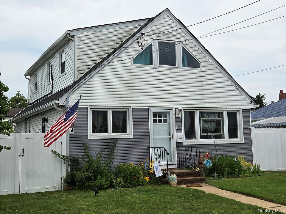 2nd image of 231 E Hampton Road