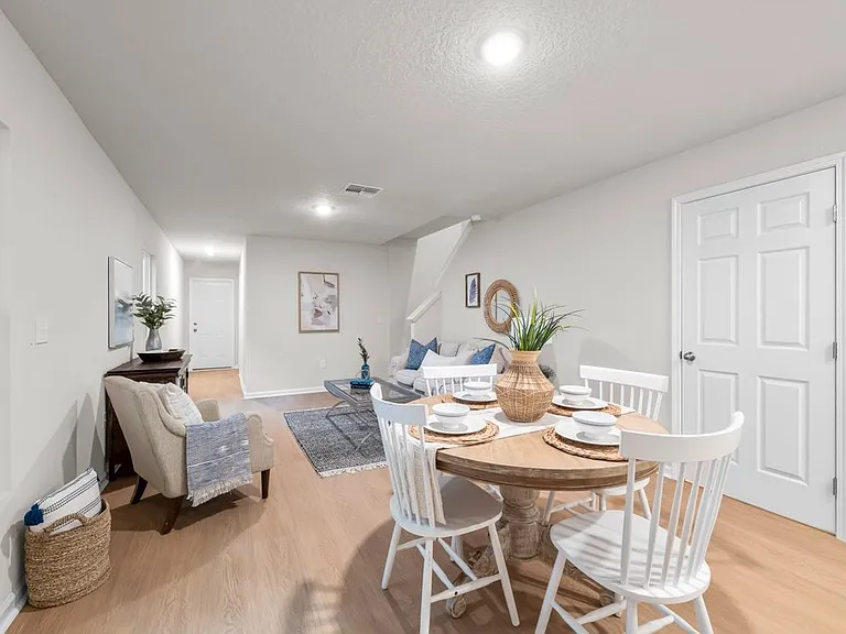 8941 Hare Ave — Photo 4