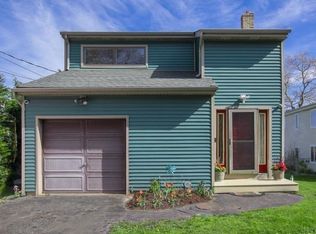 23 Riverside Ave, Mastic Beach, NY 11951