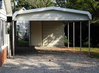 405 Rice St, Carmi, IL 62821