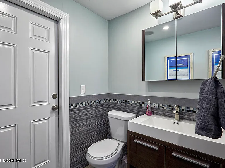 304 Arnold Ave — Photo 26