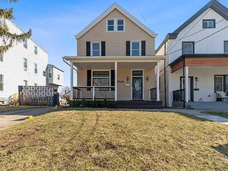3518 Hudson Ave — Photo 1