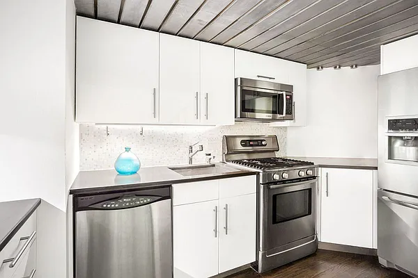 Sold by Compass | media 14