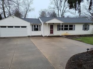 7054 Darrow Rd, Hudson, OH 44236