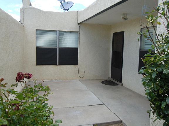3rd image of 12851 Eastridge Dr NE