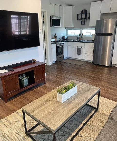 368 Highland Dr — Photo 3