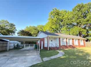 4131 Woodgreen Ter, Charlotte, NC 28205