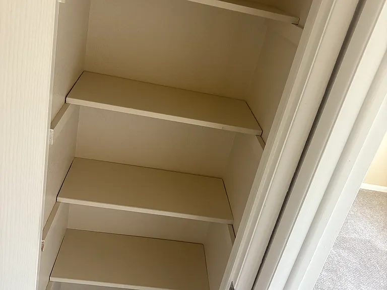 Sierra Madre Apartments — Photo 12