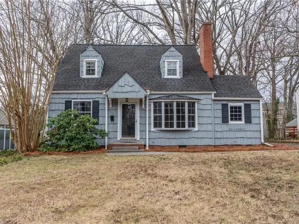 175 Crepe Myrtle Cir, Winston Salem, NC 27106