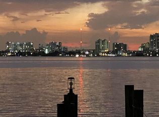 5150 N Bay Rd, Miami Beach, FL 33140