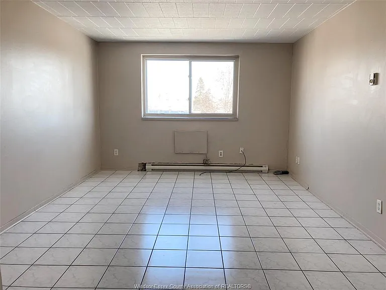 892 Campbell Ave #12 — Photo 4