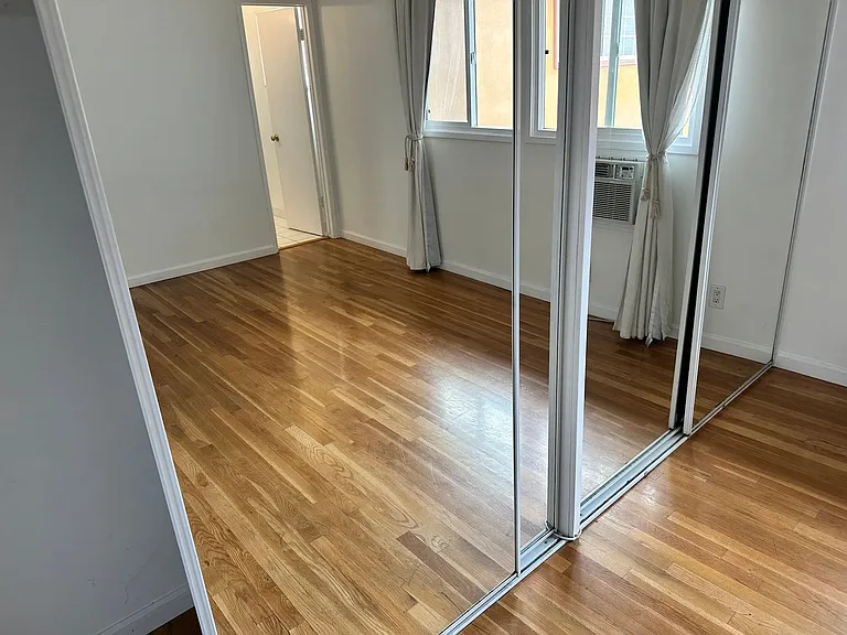 9017 Harratt St in the Heart of West Hollywood! — Photo 18