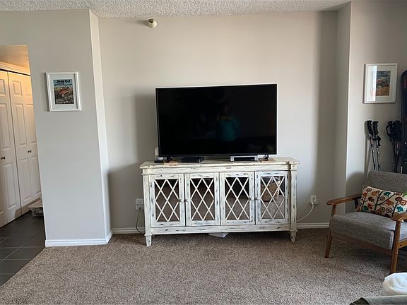 2nd image of 230 E 300 S APT 910