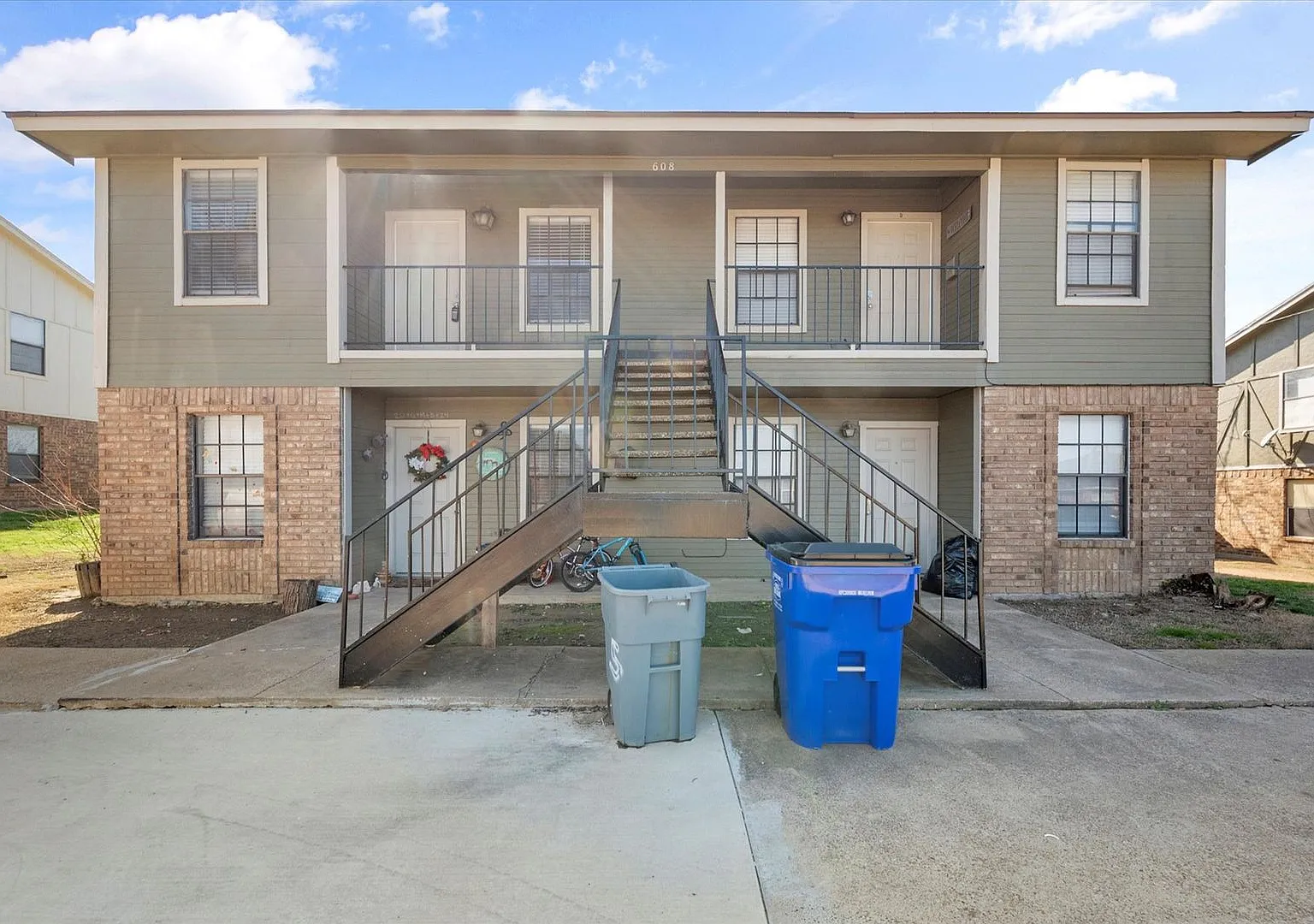 606 Kings Way Drive, Mansfield, TX 76063 — Photo 1