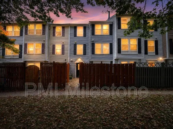 25 Whitechurch Ct, Germantown, MD 20874