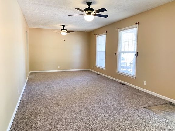 2nd image of 624 Choctaw St