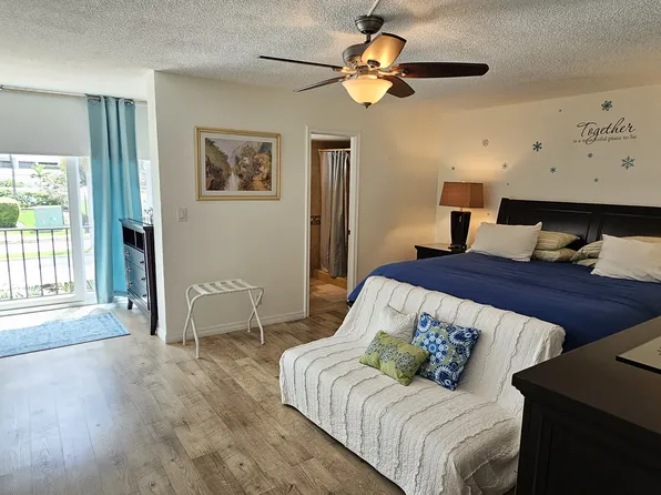 (undisclosed Address), Hallandale Beach, FL 33009