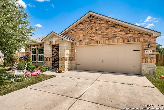 6122 Underwood Way — Photo 1