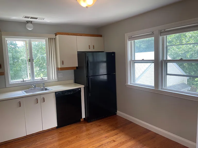 108 Bedford St — Photo 7