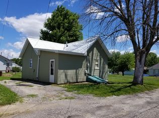 339 1/2 E Florence St, Oglesby, IL 61348