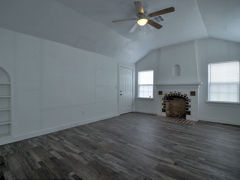 1st image of 1006 NE 19th St