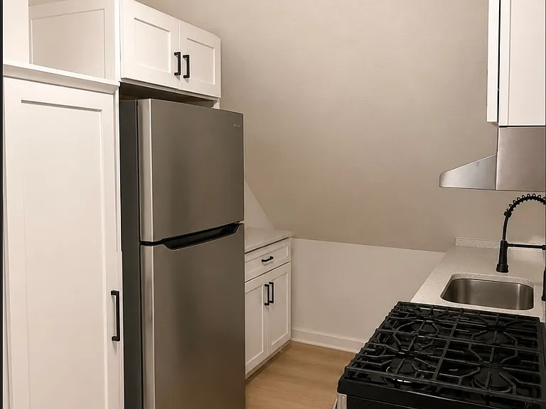 2 Meadowbrook Rd #1 — Photo 5