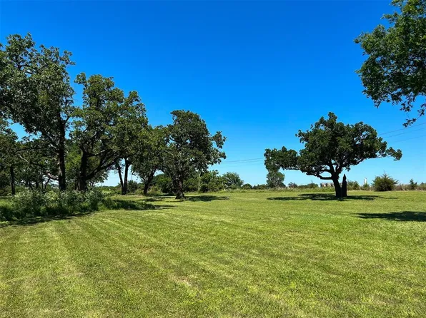 12 W Lakewood Dr, Guthrie, OK 73044