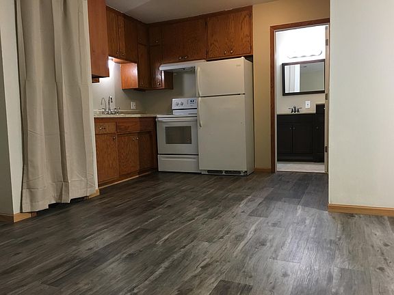 4th image of 409 N 2nd St #1
