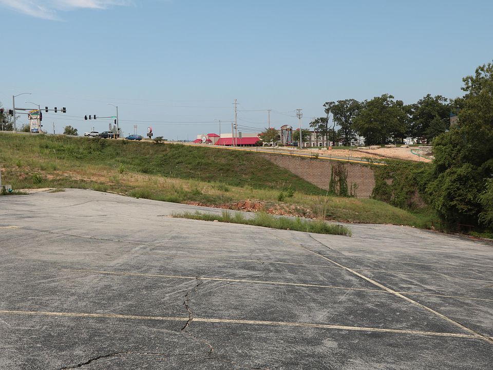 1st image of 1415 W State Highway 76