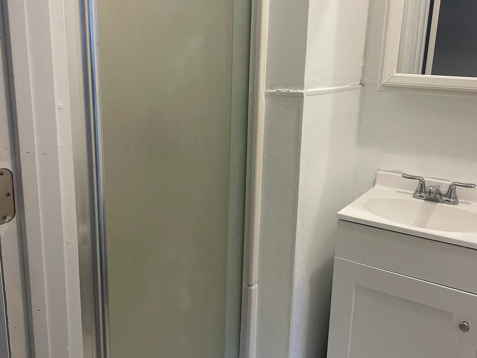3 bed, 1000 sqft, $1,850 — Photo 4