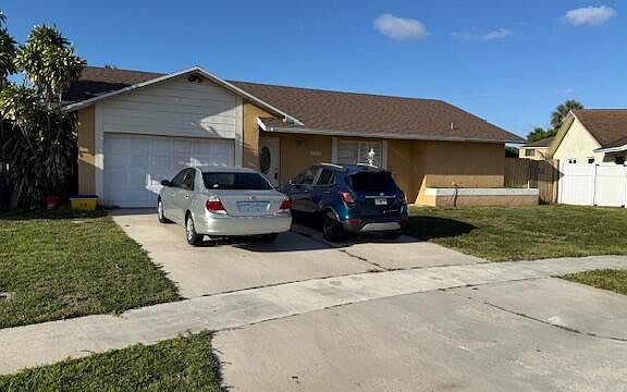3rd image of 8783 SW 16th Street