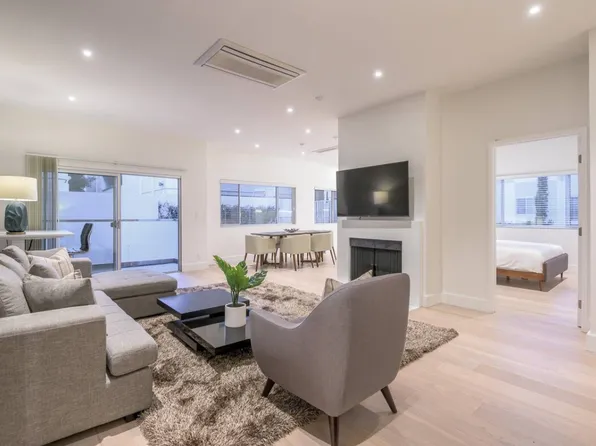 Urbanlux Century City