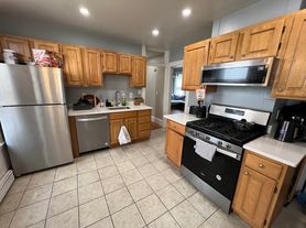 39 Newport St, Dorchester, MA