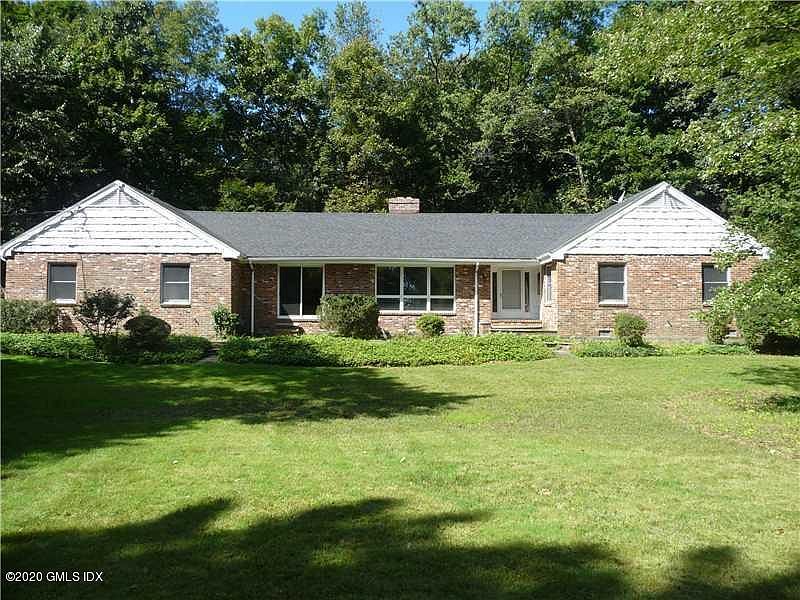 2nd image of 5 Angus Ln