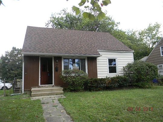 1st image of 2114 Fenton St