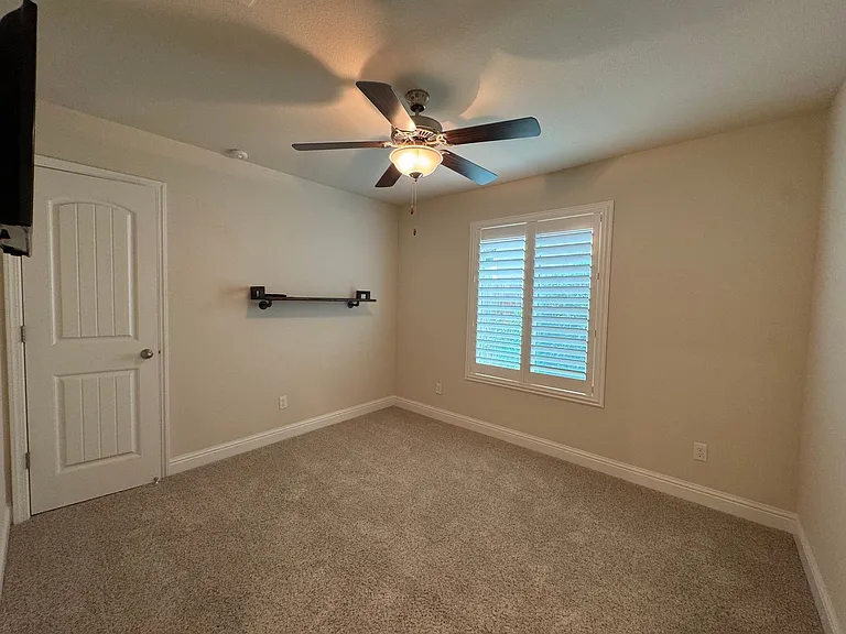 493 S Crescent Ln — Photo 12