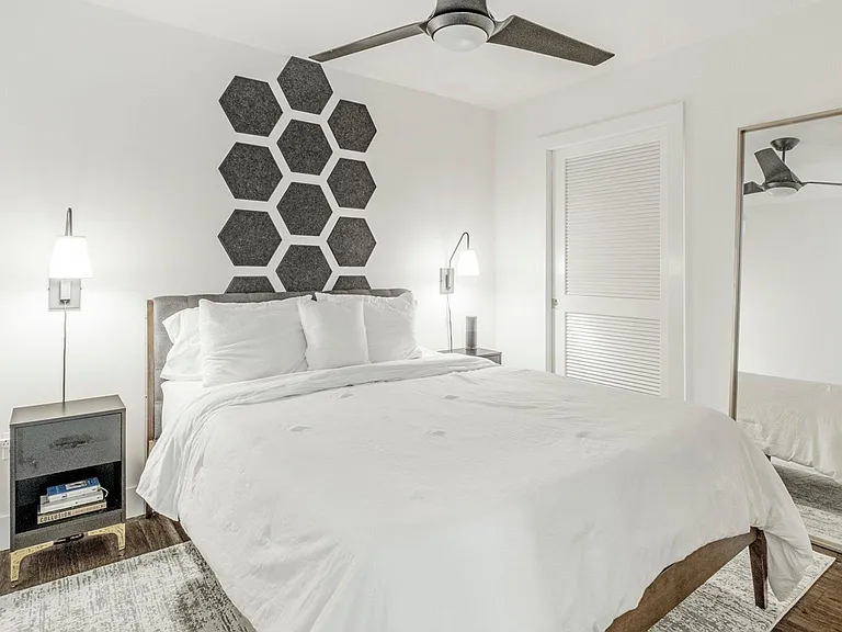 1801 2nd Ave #202 — Photo 9