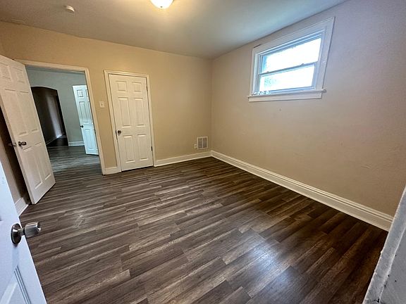 2nd image of 5848 Kennerly Ave
